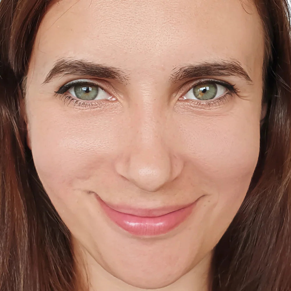 Pleť na tváři po pravidelném používání ručníku Kōji Face Towel – hladká a rozjasněná